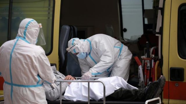 Κορωνοϊός: 2.919 νέα κρούσματα και 31 θάνατοι – Στους 369 οι διασωληνωμένοι
