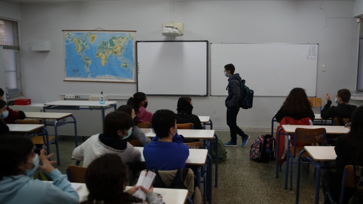 Άνοιγμα σχολείων: Αυτές είναι οι τελικές οδηγίες – Οι απαντήσεις του υπ. Παιδείας