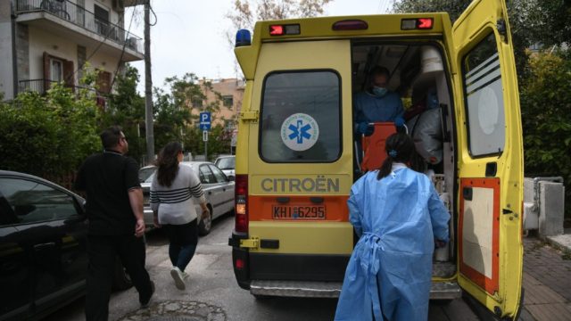 Θρίλερ στην Άρτα: Μητέρα βρήκε απαγχονισμένη την 23χρονη κόρη της