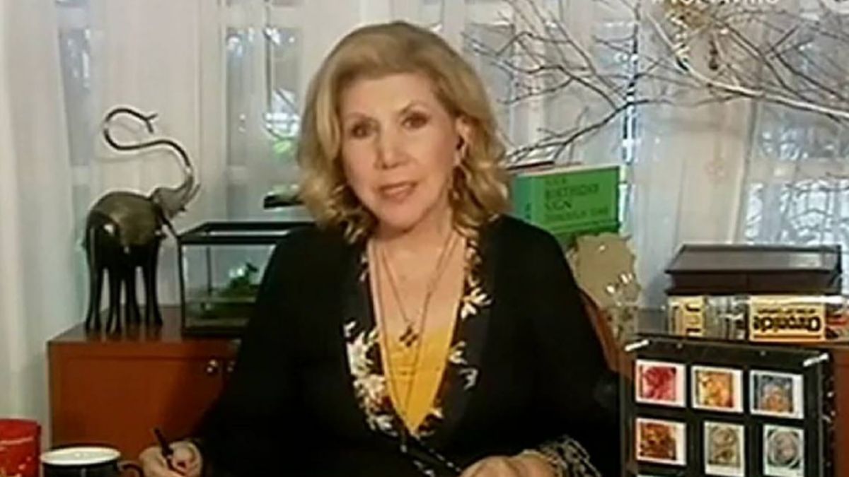 «Σεισμός» με τη Λίτσα Πατέρα: Η προφητεία της για τις καταγγελίες των ηθοποιών!