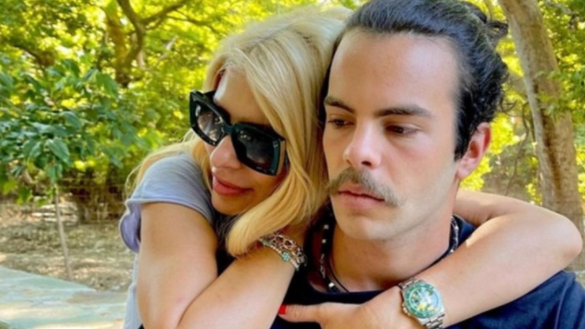 Βαρύ πένθος στην οικογένεια της Ελένης Μενεγάκη!