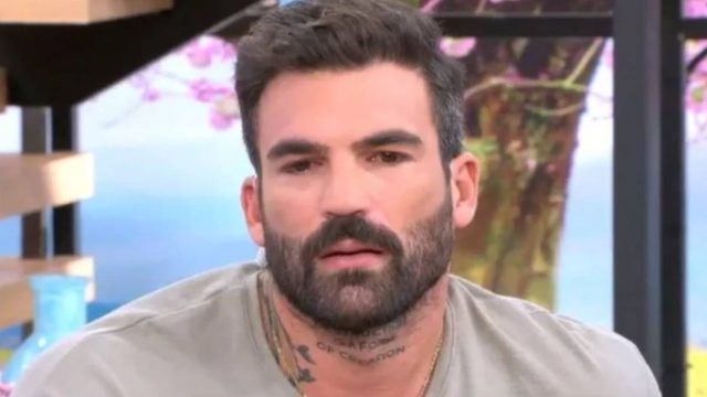 Βούρκωσε ο Δημήτρης Αλεξάνδρου: Ξέσπασε on air για το ροζ βίντεο της Ιωάννα Τούνη!