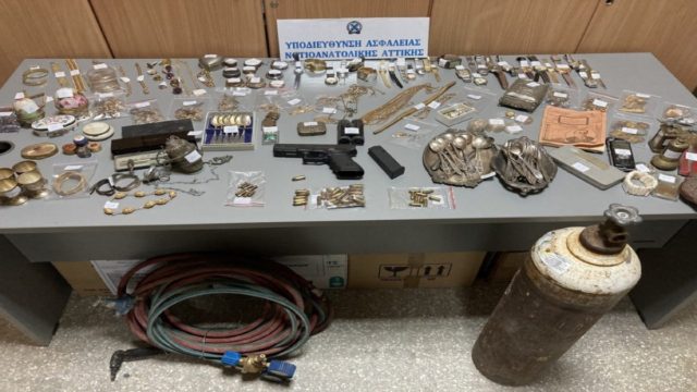 Εξαρθρώθηκε εγκληματική οργάνωση με λεία 700.000 ευρώ!  Δρούσε σε οκτώ περιοχές της Αττικής (Video)