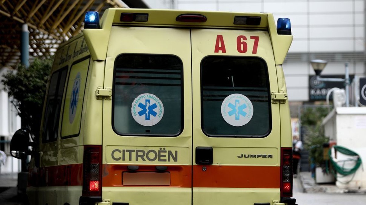 Άγριο επεισόδιο στο Βόλο – Ηλικιωμένος πέταξε τσιμεντόλιθο στο κεφάλι της 77χρονης γειτόνισσάς του