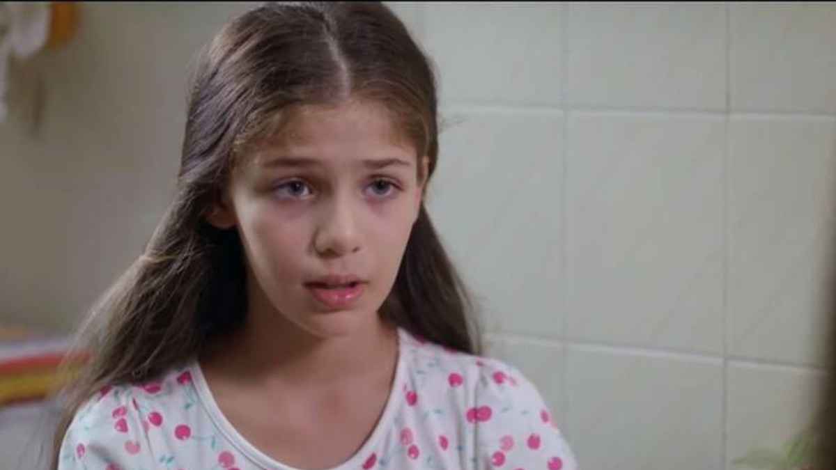 Elif: Στιγμές τρόμου – Άνδρας εισβάλλει στο σπίτι της μικρής Ελίφ