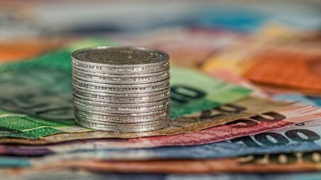 Τεράστια ανάσα: Επίδομα 430 ευρώ γι’όλους!