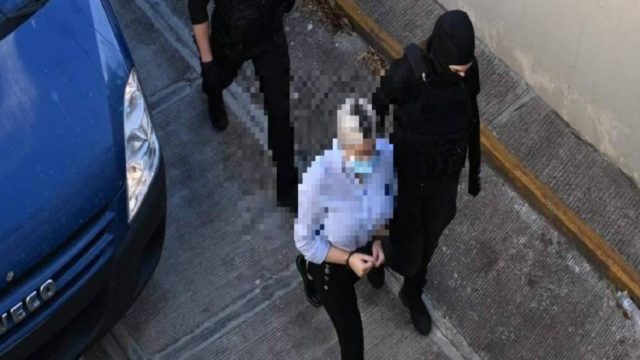 Επίθεση με βιτριόλι: Ανατροπή! Εμφανίστηκε η κατηγορούμενη στο δικαστήριο – Πρόσωπο με πρόσωπο με την Ιωάννα!
