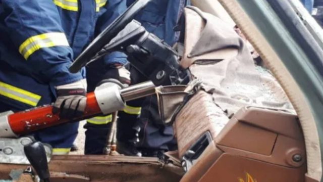 Τραγωδία στο Λαύριο: Νεκρός 19χρονος σε τροχαίο – Τραυματίες άλλοι δύο νεαροί