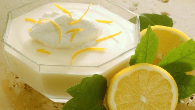 Επιδόρπιο γιαουρτιού με lime – Έτοιμο στο πι και φι!