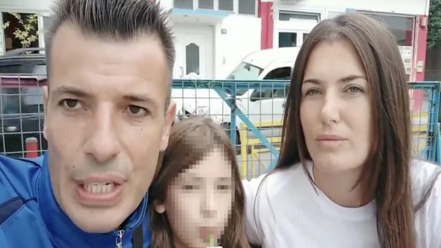 Χαμός στην Κατερίνη με γονείς αρνητές: «Σατανικά τα τεστ και οι μάσκες – Εγκληματίες οι γονείς που φοράνε μάσκες στα παιδιά τους»