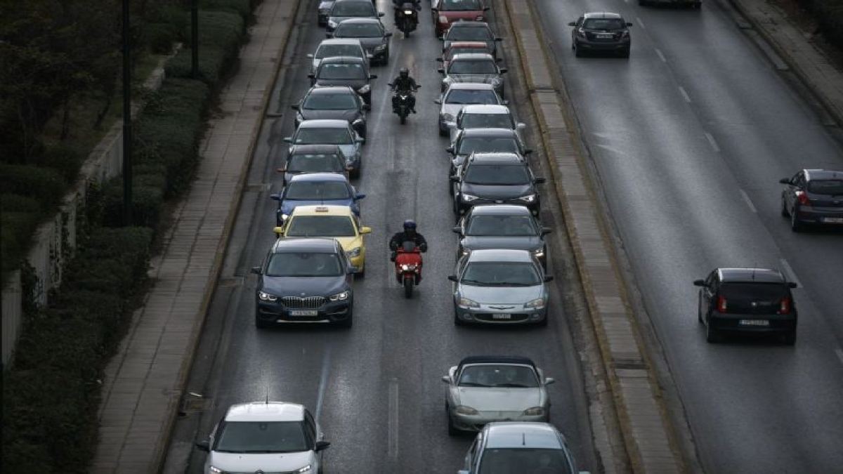 Κίνηση στους δρόμους: Άνοιξε το κέντρο της Αθήνας – Πού παρατηρούνται καθυστερήσεις