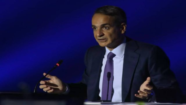Κρατικά σπίτια σε ζευγάρια: Το μέτρο-ανάσα της κυβέρνησης κόντρα στα τσουχτερά ενοίκια