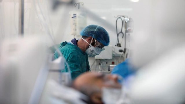 Κορωνοϊός: 2.871 κρούσματα, 346 διασωληνωμένοι και 47 θάνατοι