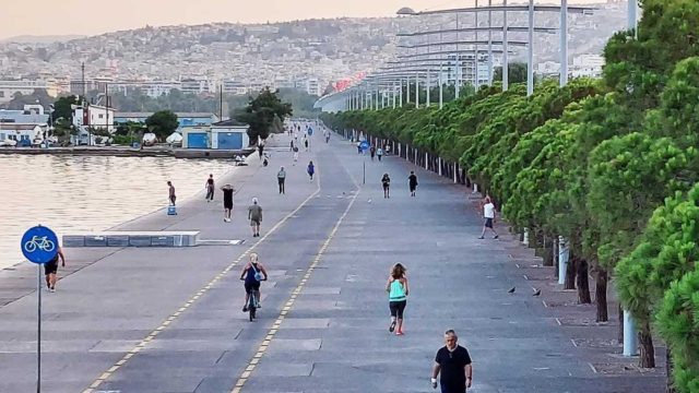 Επίσημο: «Κλειδώνει» η Θεσσαλονίκη και όλη η Βόρεια Ελλάδα – Τα επόμενα μέτρα που έχουν πέσει στο τραπέζι