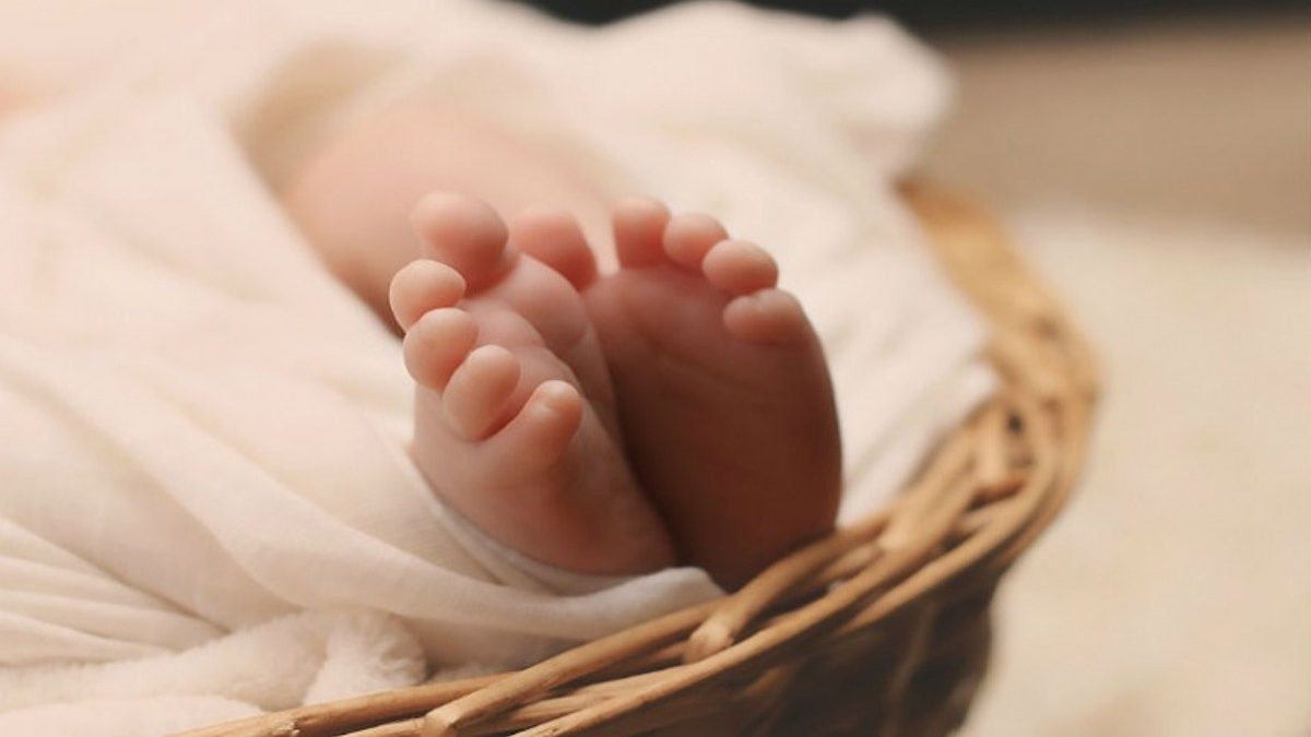 Φρίκη! Σοδόμισε με οδοντόβουρτσα μωρό ενός έτους επειδή «τον εκνεύριζε το κλάμα του»