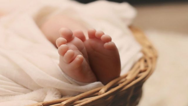 Φρίκη! Σοδόμισε με οδοντόβουρτσα μωρό ενός έτους επειδή «τον εκνεύριζε το κλάμα του»