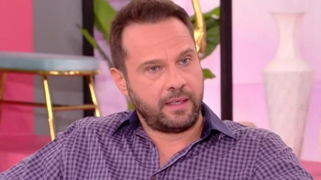 Ο Μέμος Μπεγνής έβαλε στη θέση της την Ελισάβετ Κωνσταντινίδου: «Αν εμένα μου αρέσουν τα παιδάκια είναι πάθος και είναι εντάξει;»