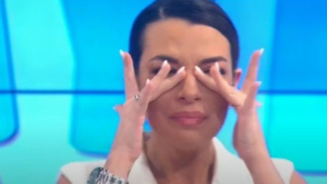 Ξέσπασε σε κλάματα η Νικολέττα Ράλλη στην πρεμιέρα της εκπομπής της