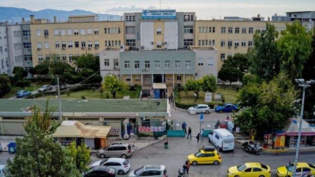 “Έριξα οξύ στη πεθερά μου γιατί προσπάθησε να με βιάσει”: Σοκ από την επίθεση στη Νίκαια