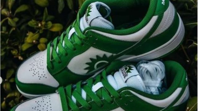 Σάλος με τα viral παπούτσια… ΜΠΑΣΟΚ – Τα φόρεσε μέχρι και ο Snik!