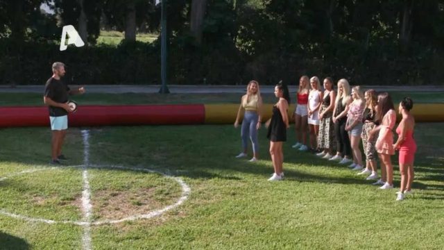 The Bachelor 2: Το είδαμε κι αυτό – Το νέο… σύνθημα για τον Παππά από τα κορίτσια