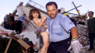Η φωτογραφία της ημέρας: 22 χρόνια από τον φονικό σεισμό της Αθήνας!