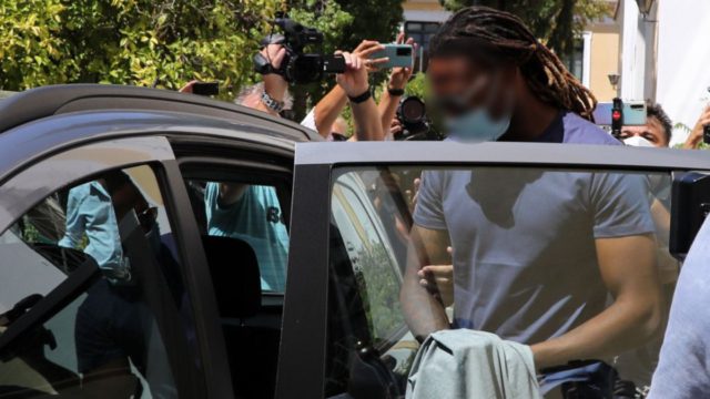 Ελεύθερος με εγγύηση 10.000 ευρώ ο γνωστός ποδοσφαιριστής