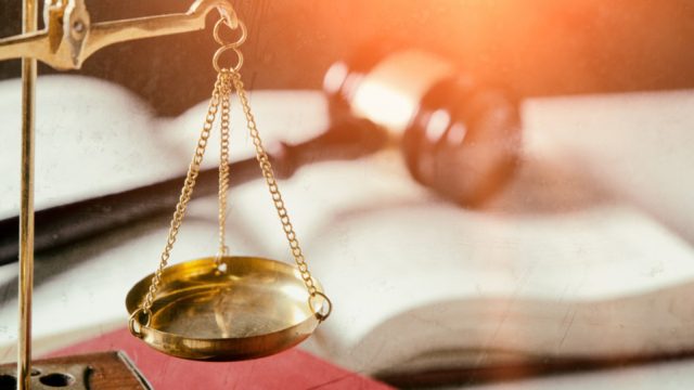 Ποινικός κώδικας: Σαρωτικές αλλαγές για βιτριόλι και βιασμούς ανηλίκων – Μόνο ισόβια για τα σκληρά εγκλήματα