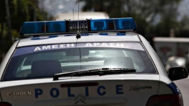 Φρίκη στη Ραφήνα: 44χρονος άνδρας βρέθηκε φιμωμένος και κρεμασμένος από μπαλκόνι