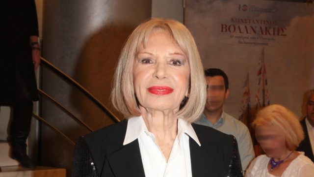 Ρίκα Διαλυνά: «Μετακομίζει μόνιμα στην Κρήτη – Έπεσα για ένα χρόνο σε βαθιά κατάθλιψη»