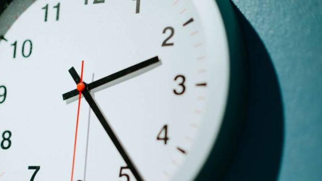 Αλλάζουν αύριο οι ώρες κοινής ησυχίας – Το χειμερινό ωράριο και όσα απαγορεύεται να κάνουμε