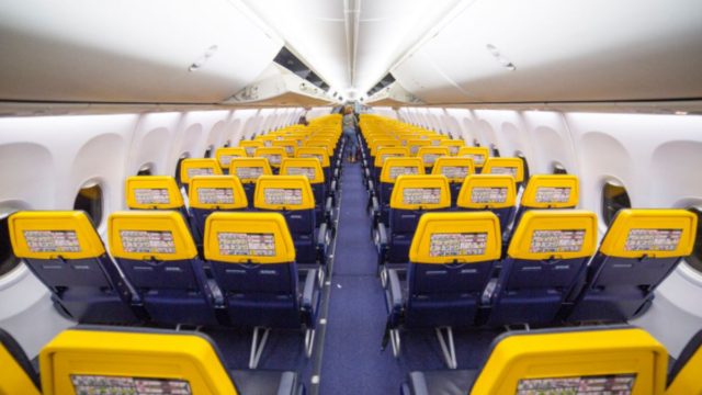 H Ryanair τρελάθηκε: Νέα προσφορά – Πτήσεις εσωτερικού & εξωτερικού από €19,99!