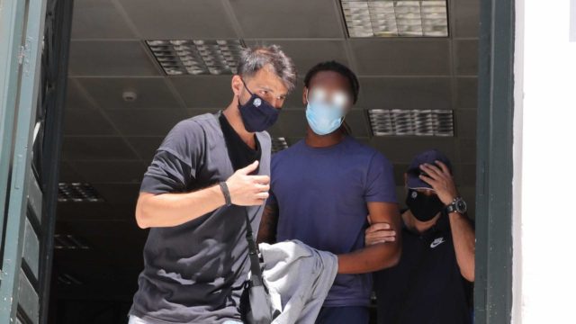 «Κοιμήθηκα ζαλισμένη από ποτό και με βίασαν»: Αποτροπιασμό προκαλεί η μαρτυρία της 17χρονης για το γνωστό ποδοσφαιριστή