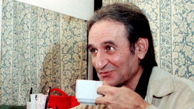 Σωτήρης Μουστάκας: Η φυλάκιση στα 15, τα μπλεξίματα με τους τοκογλύφους και η αγάπη για τα καζίνο