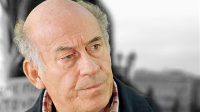 Βάσια Τριφύλλη: «Ο Θανάσης Βέγγος πήγε να απατήσει τη γυναίκα του και βγήκε με τα βρακιά κατεβασμένα»