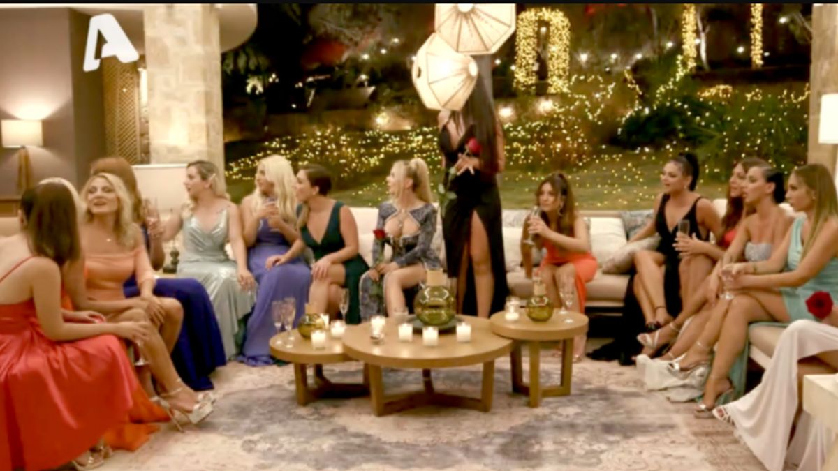 The Bachelor 2: Σάλος με το ακατάλληλο βίντεο παίκτριας που μόλις κυκλοφόρησε!