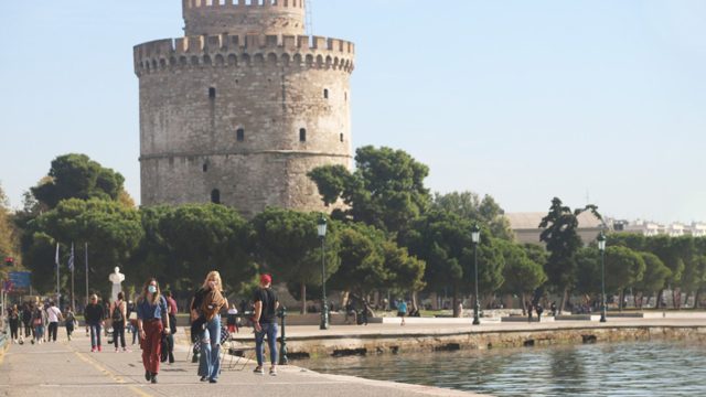 Κορωνοΐός – Βόρεια Ελλάδα: «Ναι» στα τοπικά μέτρα «όχι» στο lockdown – Κανονικά στο πρόγραμμα οι παρελάσεις