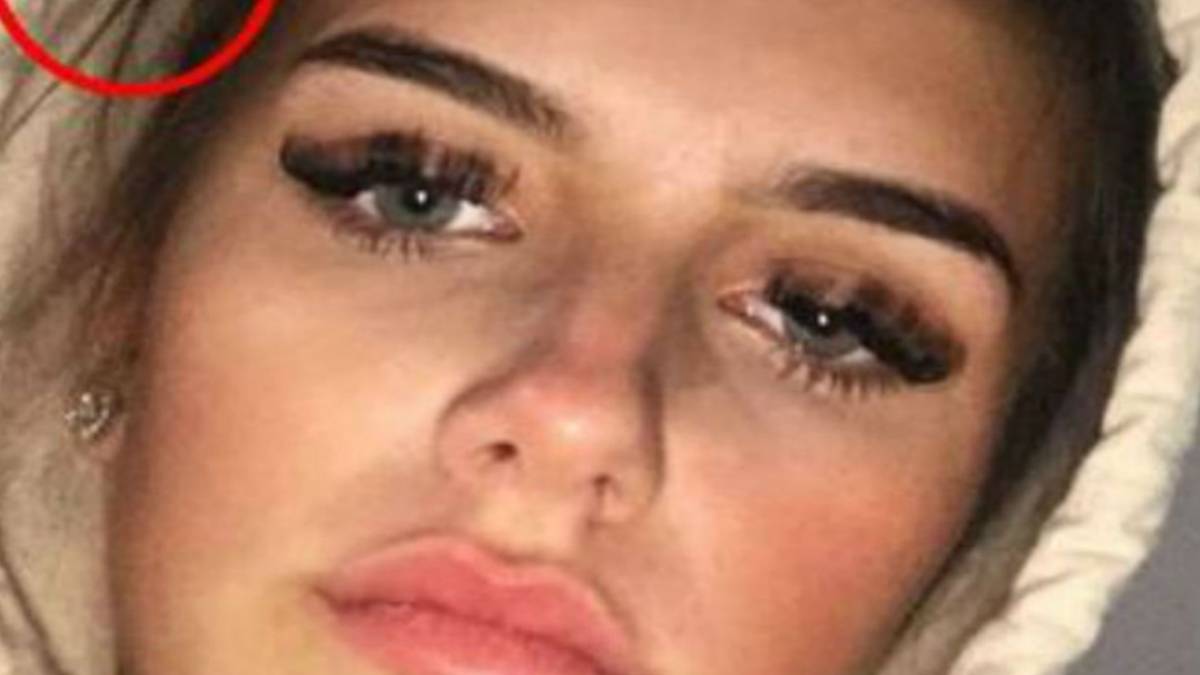 29χρονη έστειλε selfie στους φίλους της – «Πάγωσαν» με αυτό που είδαν