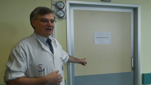 Σωτήρης Τσιόδρας: Τα 3 μέτρα για να πέσουν 90% τα κρούσματα στα σχολεία! Τι έκανε ο ίδιος με τα 3 παιδιά του;