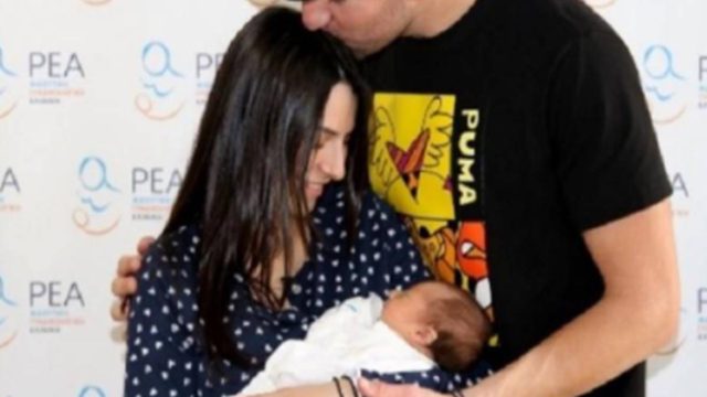 Δεύτερη γέννα στην ελληνική showbiz μετά την Κατερίνα Στικούδη: Έγιναν και αυτοί για πρώτη φορά γονείς!