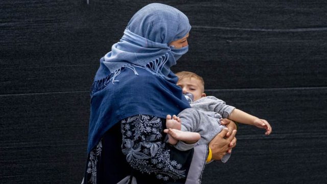Αφγανιστάν: «Πούλησα το μωρό μου 500 δολάρια για να φάμε»