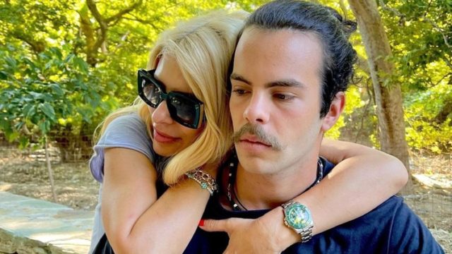 Χαμός με τον Άγγελο Λάτσιο – Ανάστατη η Ελένη Μενεγάκη με τον γιο της