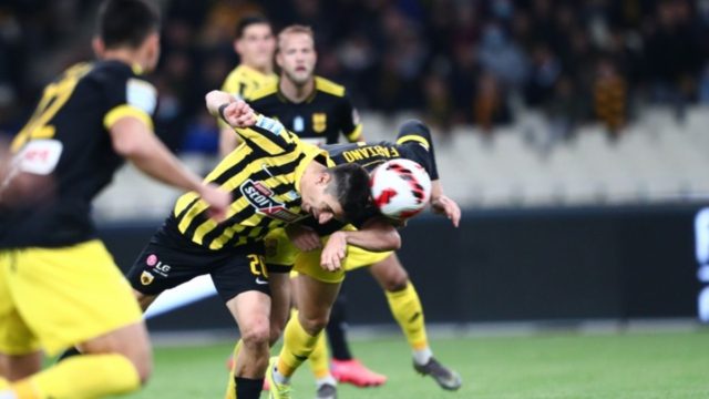 Σταθερά στο -1 από την κορυφή η ΑΕΚ – Νίκησε 2-1 τον Άρη στο ΟΑΚΑ