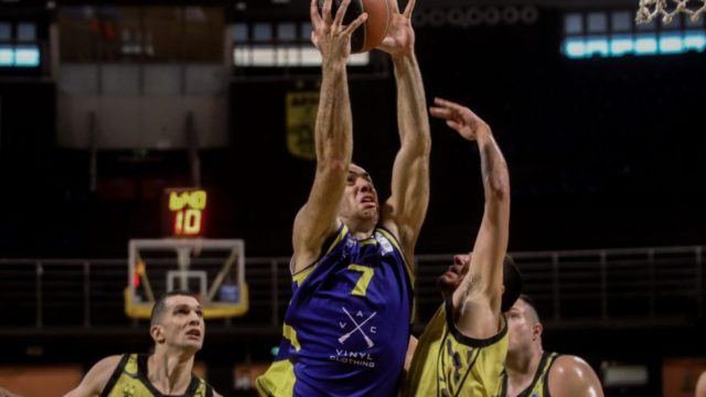 Άρης – Λαύριο 69-73: Έφυγε με την νίκη από το Αλεξάνδρειο