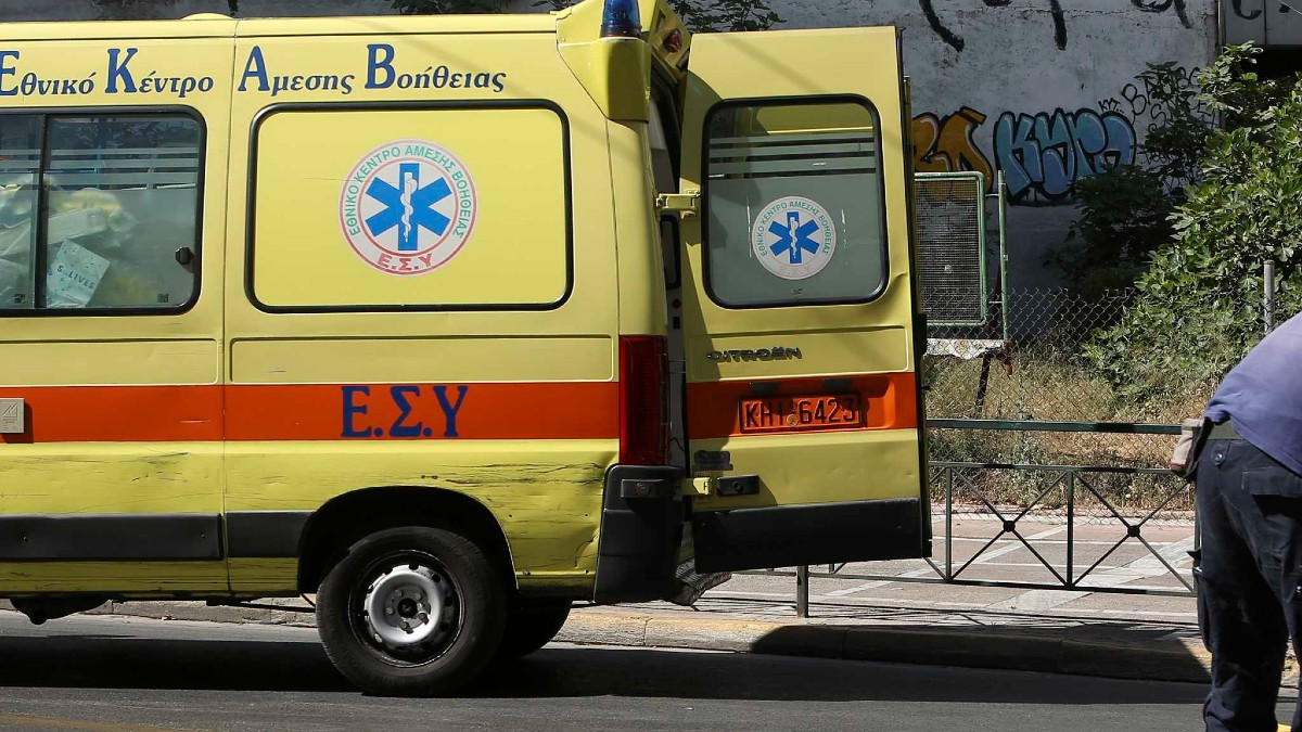 Πάτρα: Εγκυμονούσα γέννησε στη μέση του δρόμου – Δεν πρόλαβε να πάει στο νοσοκομείο