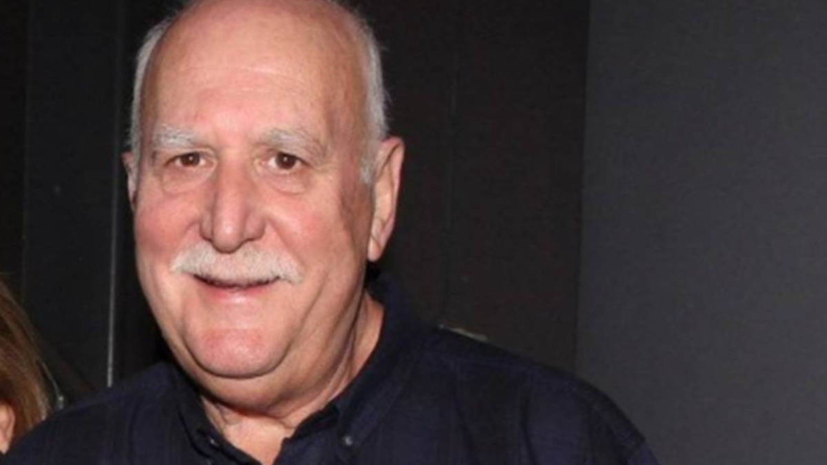 “Πέθανε ο άνθρωπος που μου έφτιαξε την ζωή”: Ο νέος θάνατος που σοκάρει τον Γιώργο Παπαδάκη!