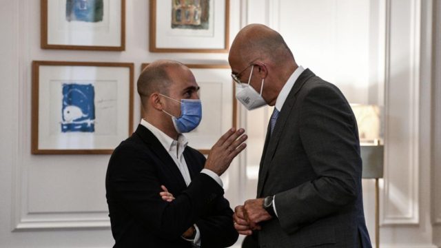 Κωνσταντίνος Μπογδάνος: Διαγραφή από τη ΝΔ μετά την «έκρηξη» Δένδια