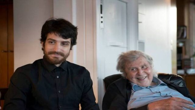 Συγκλονίζει ο εγγονός του Μίκη Θεοδωράκη: «Μου λείπει ο παππούς μου»