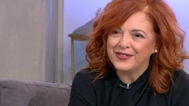 Ελένη Ράντου: Αγνώριστη και απίστευτα σeξι σε ένα από τα πρώτα της εξώφυλλα