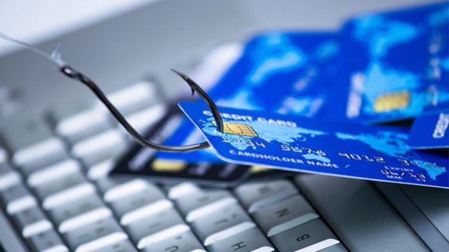 Η νέα απάτη και η έκτακτη ανακοίνωση ελληνικής τράπεζας – Το μήνυμα «παγίδα»